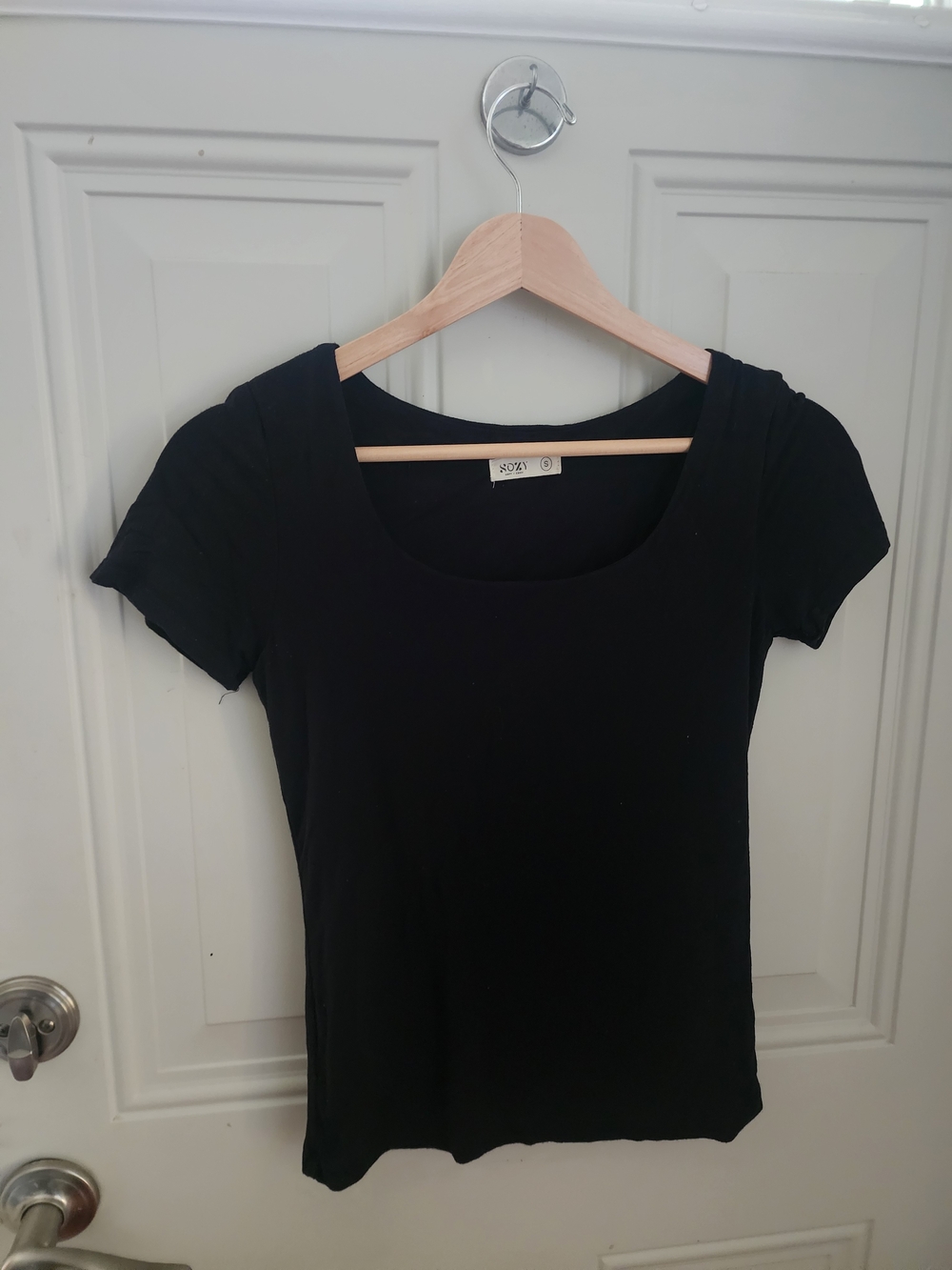 Sozy Lisa Black Modal Top - S